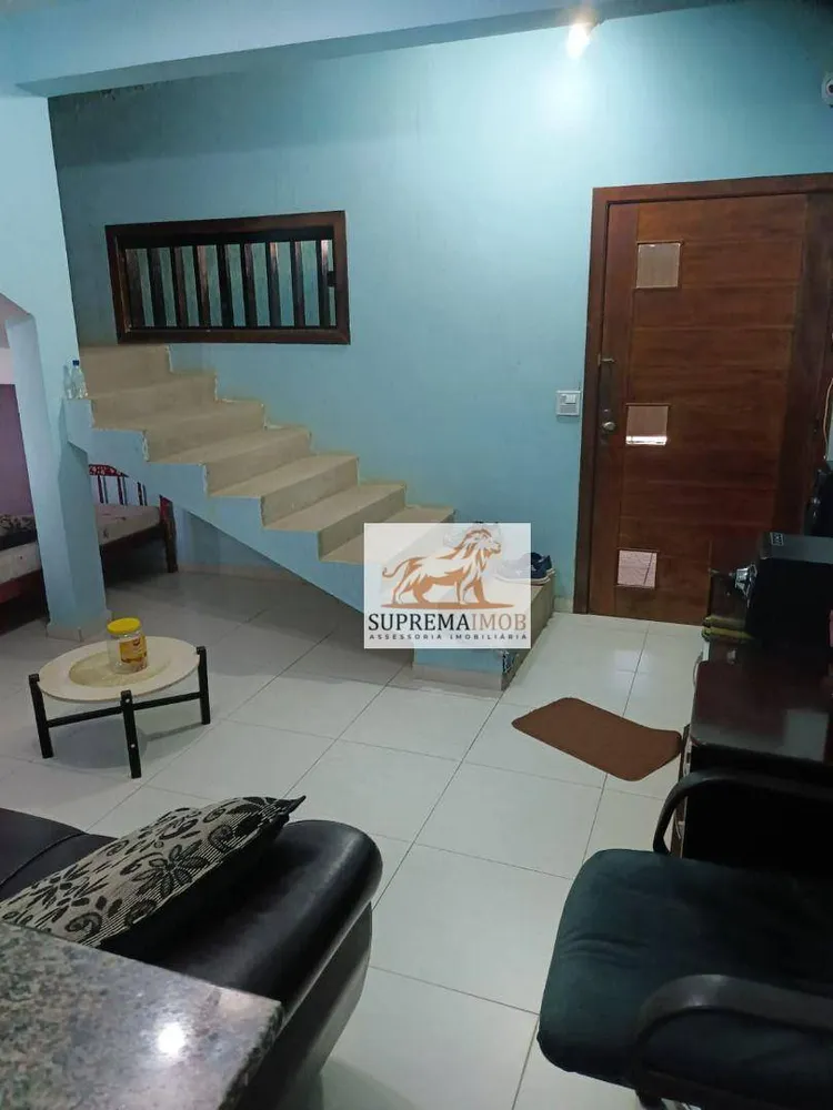 Sobrado, 3 quartos, 180 m² - Foto 1