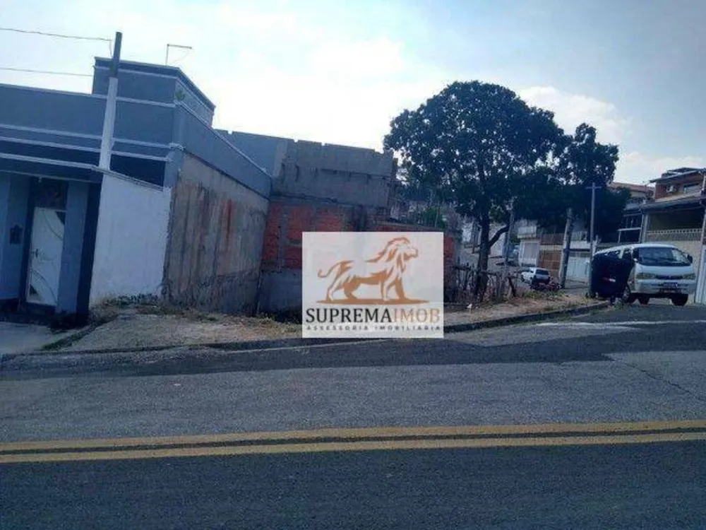 Terreno, 240 m² - Foto 1