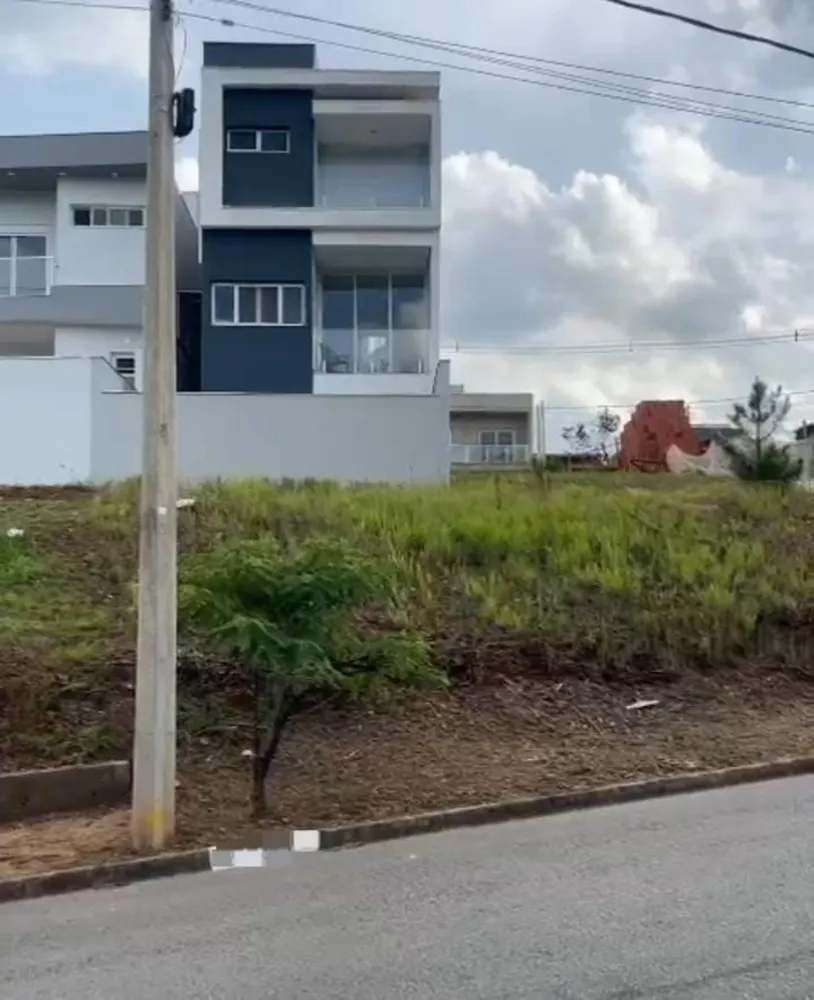 Loteamento e Condomínio, 201 m² - Foto 1