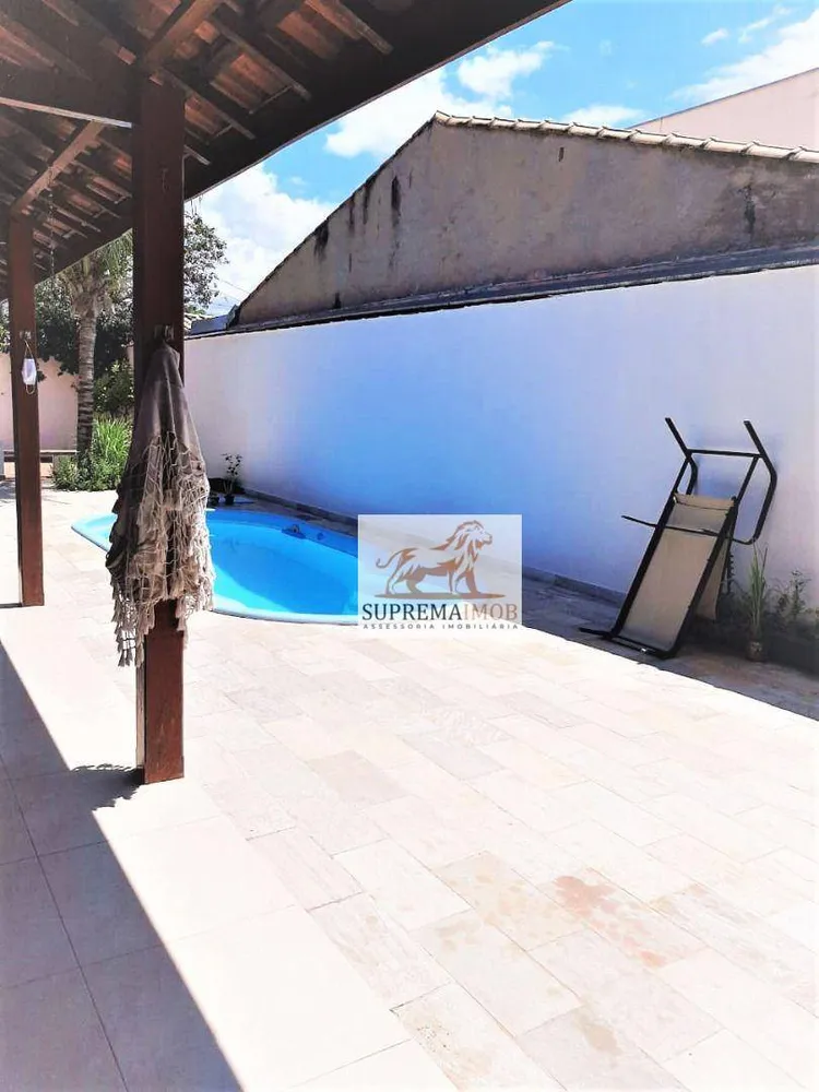 Casa, 4 quartos, 240 m² - Foto 4