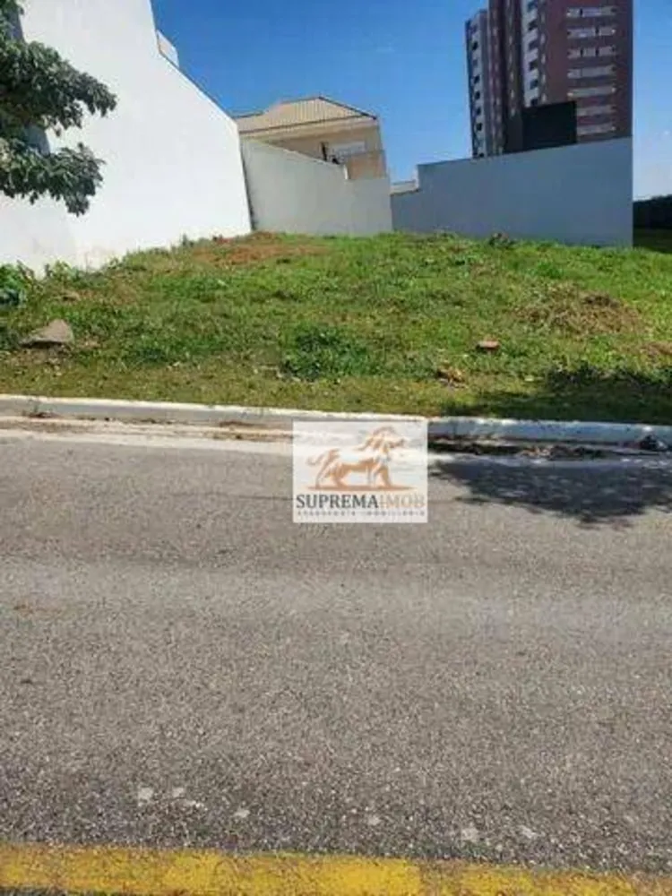 Loteamento e Condomínio, 300 m² - Foto 1