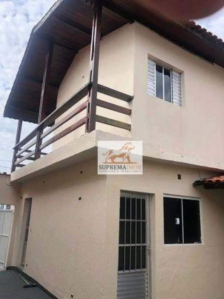 Casa, 3 quartos, 200 m² - Foto 1