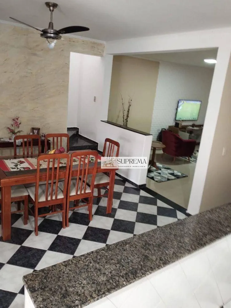 Casa, 3 quartos, 138 m² - Foto 3