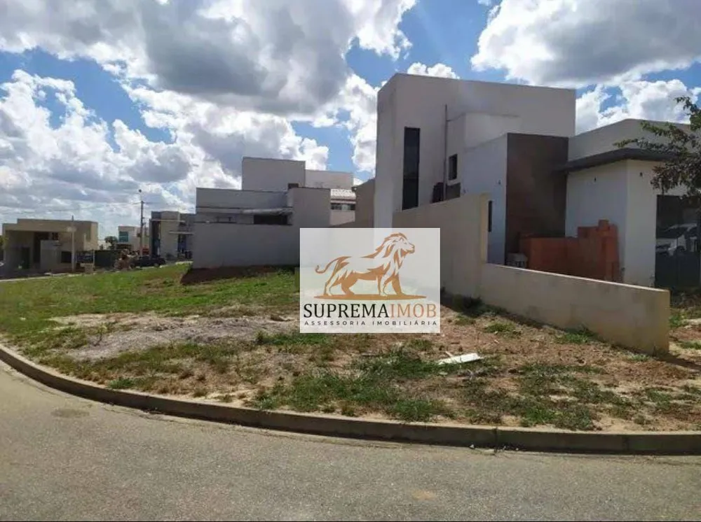 Loteamento e Condomínio, 200 m² - Foto 1