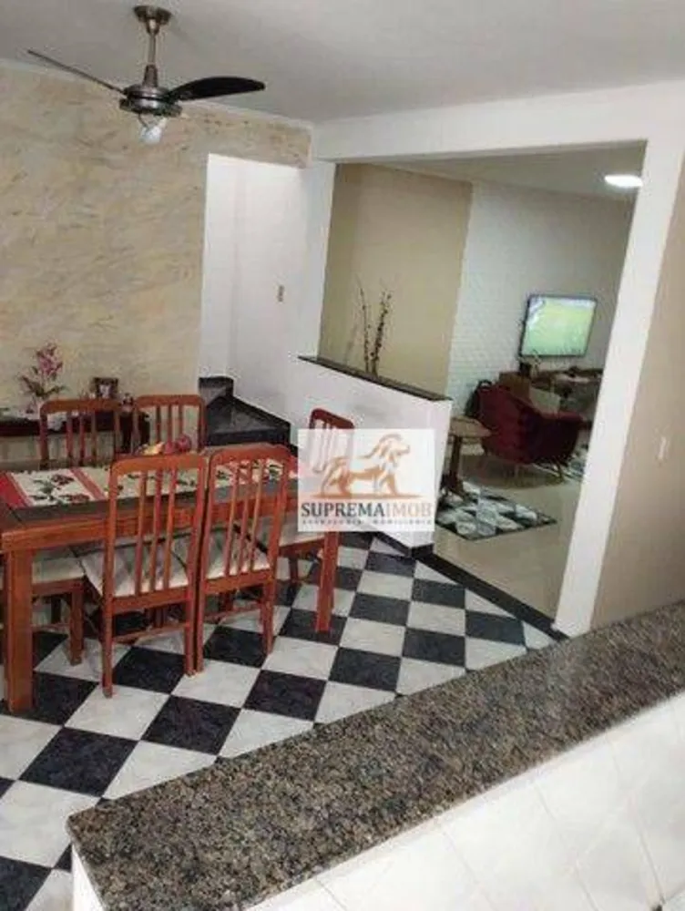 Casa, 3 quartos, 136 m² - Foto 2