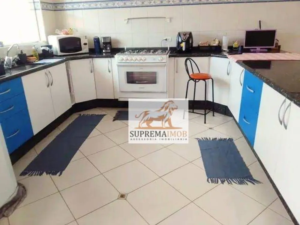 Casa, 4 quartos, 236 m² - Foto 4