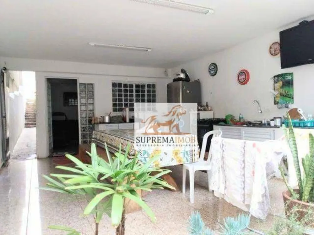 Casa, 4 quartos, 250 m² - Foto 4