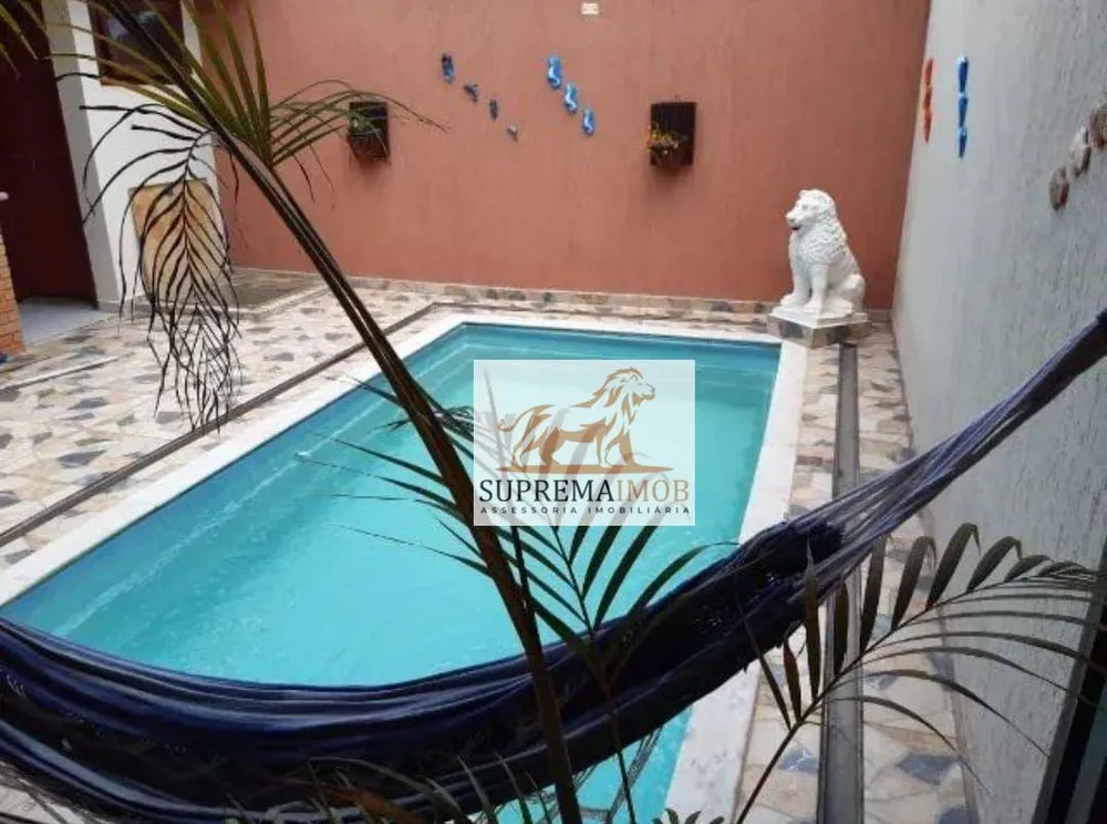 Casa, 3 quartos, 248 m² - Foto 1