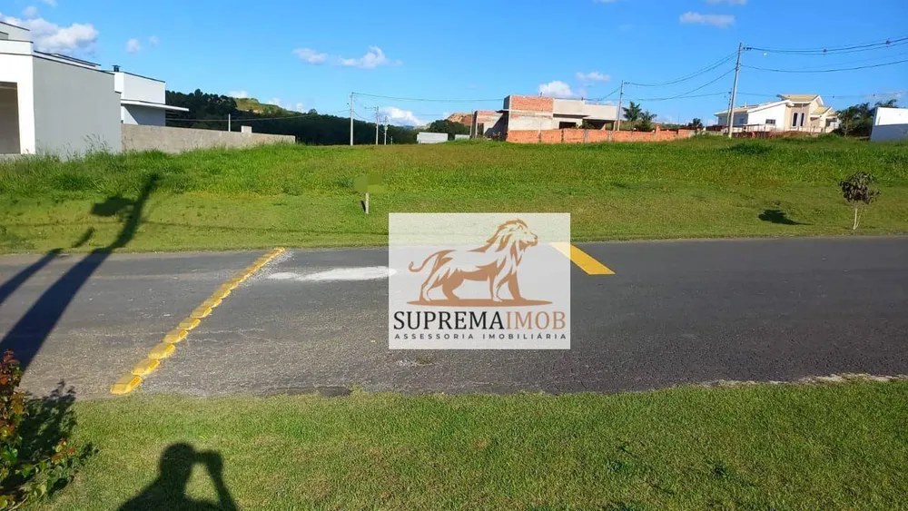 Loteamento e Condomínio, 1000 m² - Foto 1