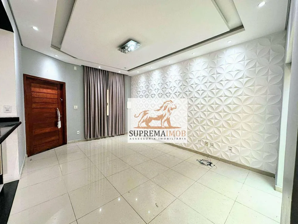 Casa, 3 quartos, 132 m² - Foto 1
