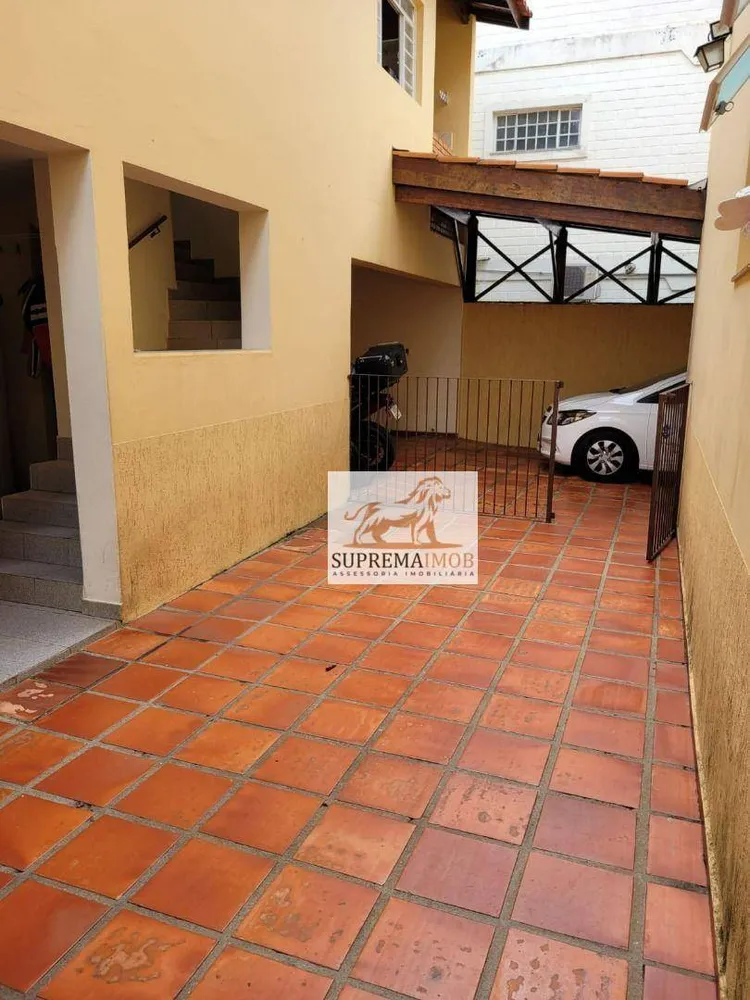 Casa, 4 quartos, 253 m² - Foto 2