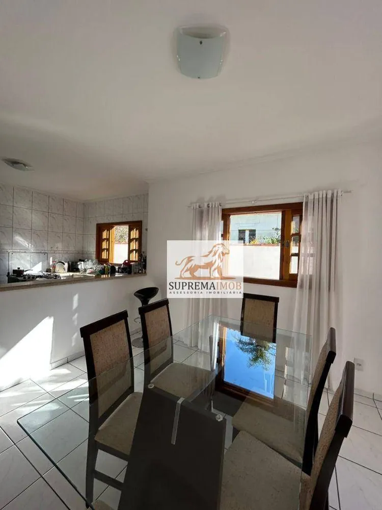 Casa, 3 quartos, 176 m² - Foto 4