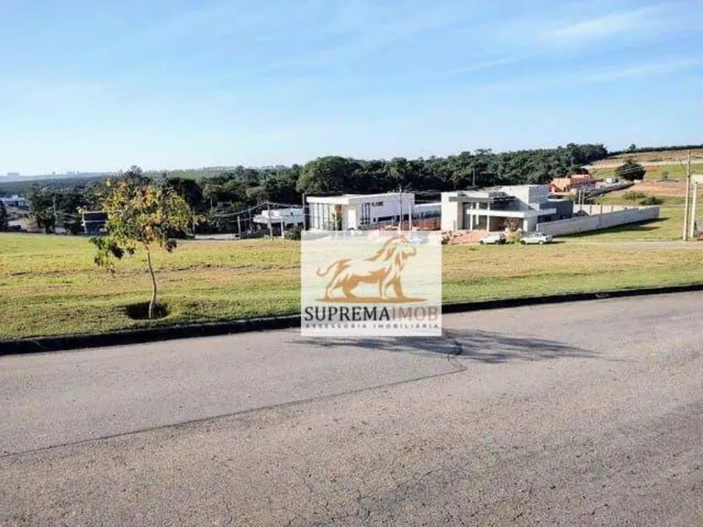 Loteamento e Condomínio, 1000 m² - Foto 1
