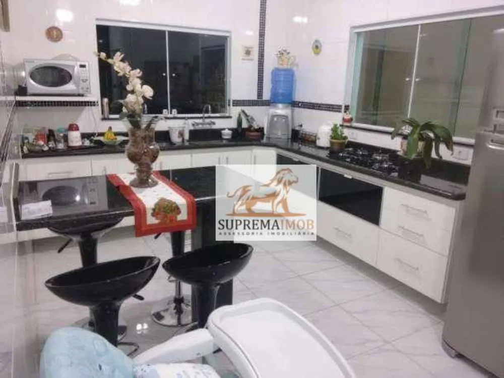 Casa, 3 quartos, 190 m² - Foto 3