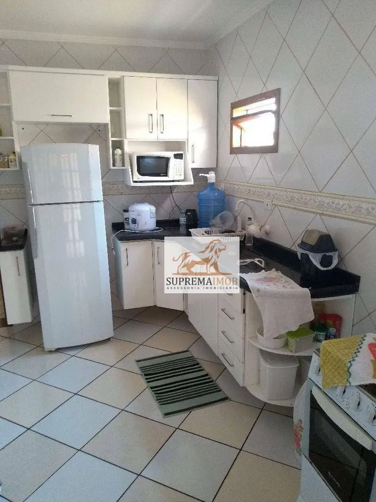 Casa, 3 quartos, 193 m² - Foto 3
