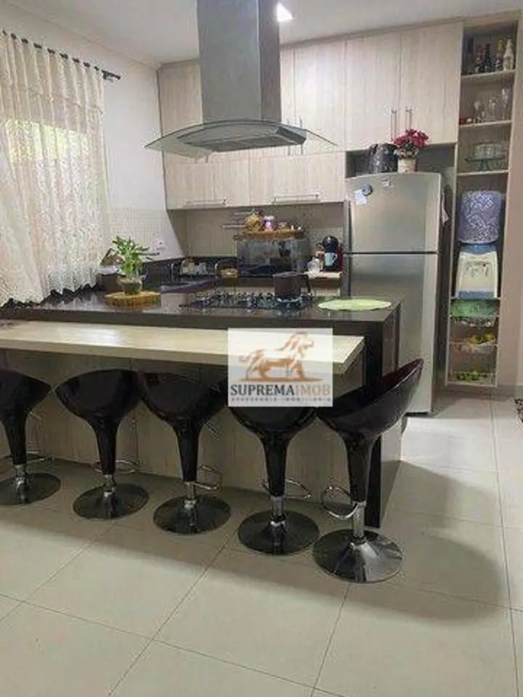 Casa, 3 quartos, 133 m² - Foto 4