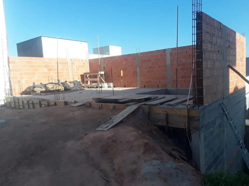 Loteamento e Condomínio, 250 m² - Foto 1