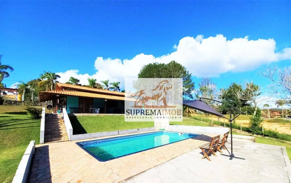 Chácara, 3 quartos, 2800 m² - Foto 1