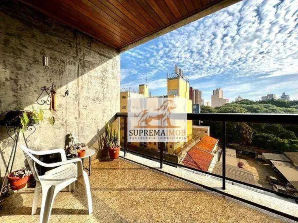 Apartamento, 3 quartos, 220 m² - Foto 1