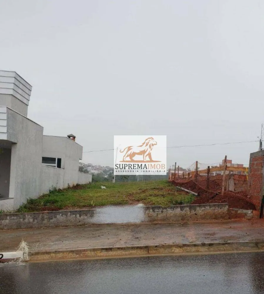 Loteamento e Condomínio, 200 m² - Foto 1