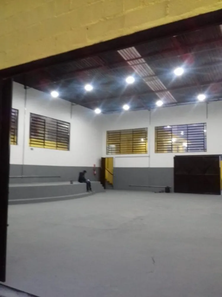 Depósito-Galpão, 775 m² - Foto 1