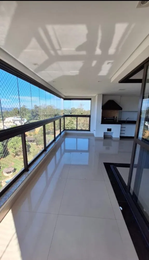 Apartamento, 3 quartos, 193 m² - Foto 1