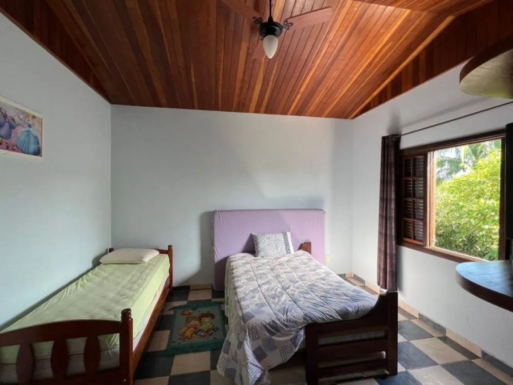 Chácara, 4 quartos, 2000 m² - Foto 1