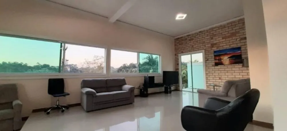 Casa, 3 quartos, 230 m² - Foto 2