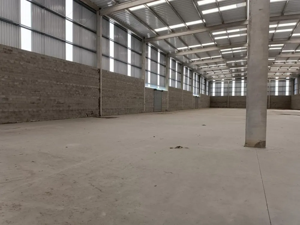Depósito-Galpão, 4500 m² - Foto 1