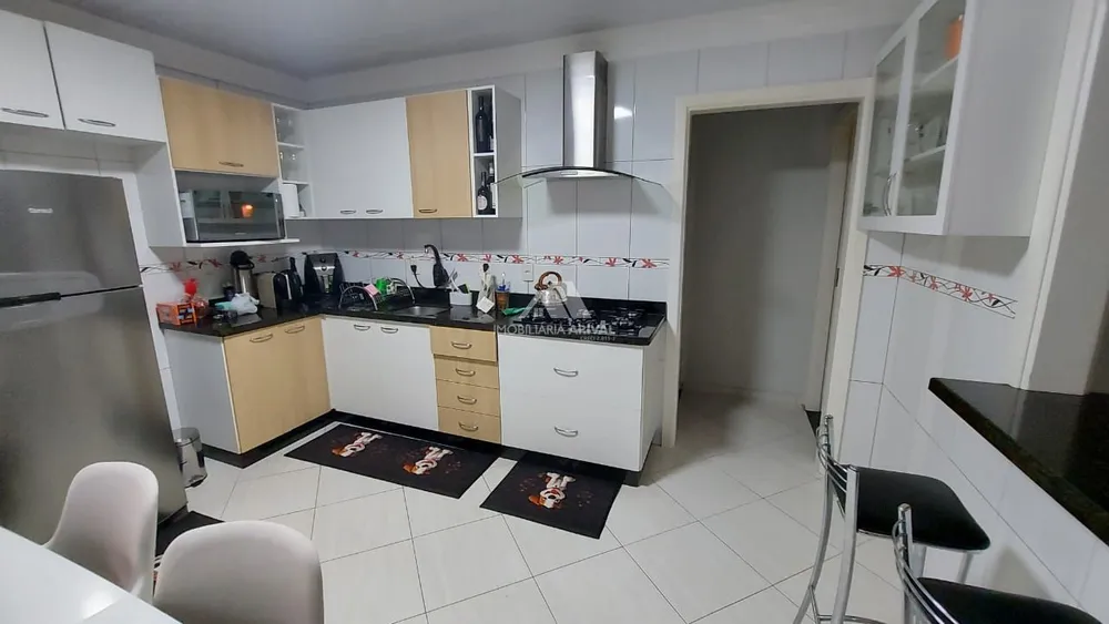 Casa, 4 quartos, 159 m² - Foto 2