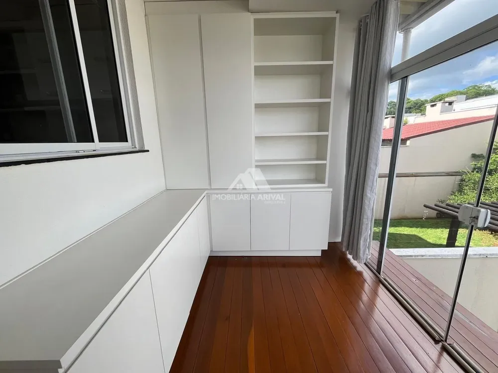 Sobrado, 3 quartos, 220 m² - Foto 2