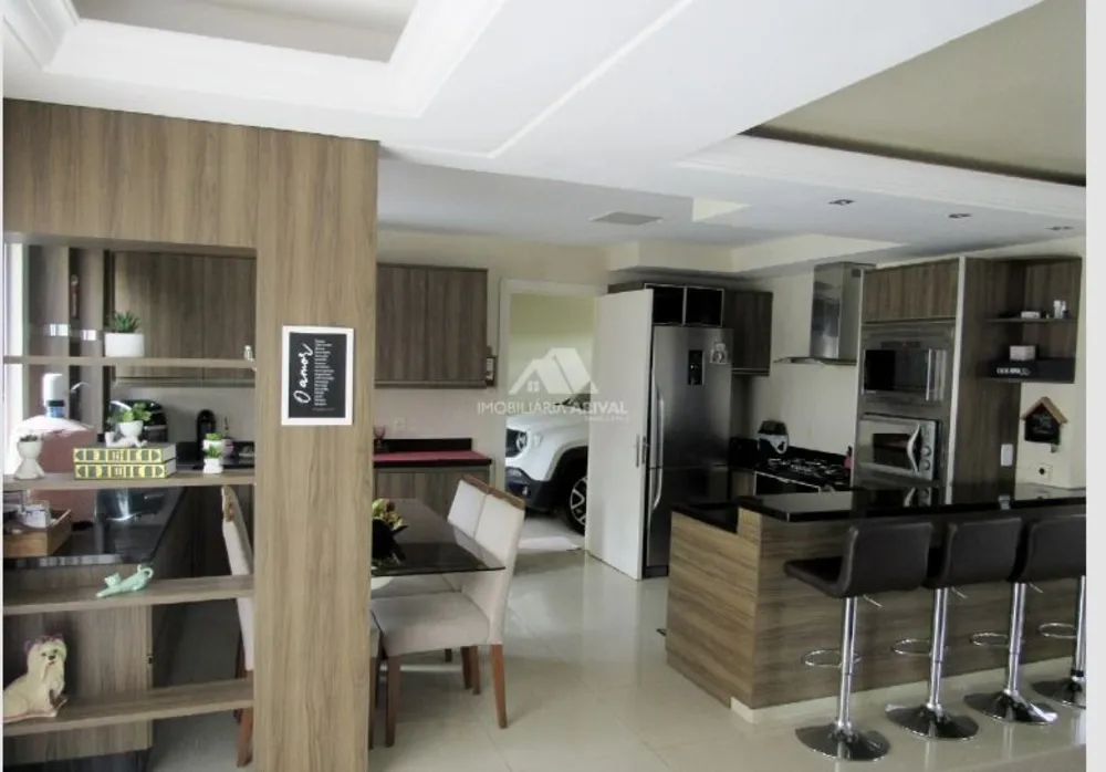 Casa, 3 quartos, 180 m² - Foto 3