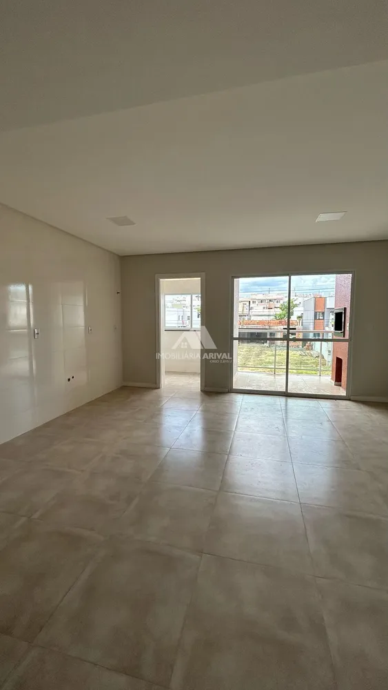Casa, 3 quartos, 213 m² - Foto 1