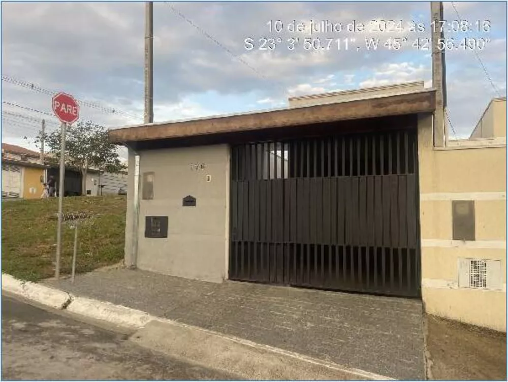 Casa à venda com 2 quartos, 60m² - Foto 1