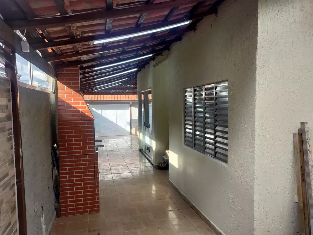 Casa à venda com 3 quartos, 90m² - Foto 6