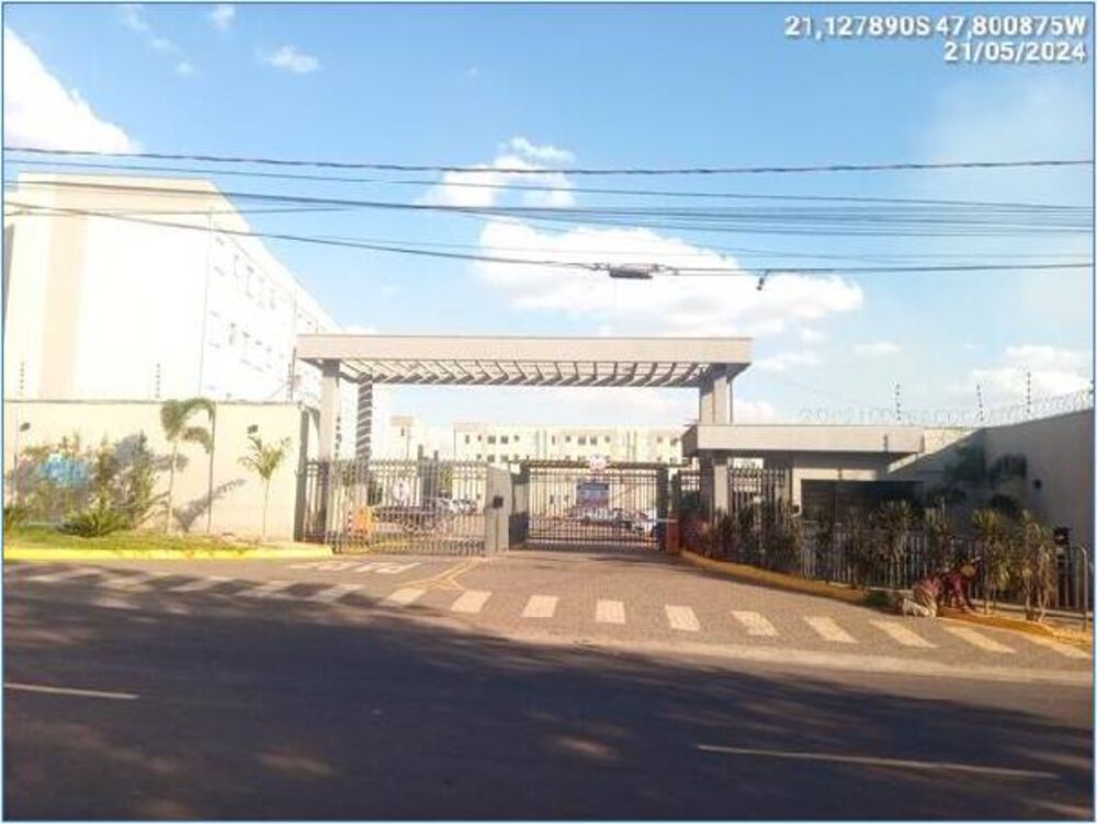 Apartamento à venda com 2 quartos, 43m² - Foto 1
