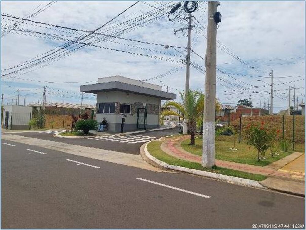 Casa à venda com 2 quartos, 47m² - Foto 2