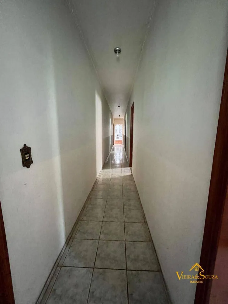 Chácara, 3 quartos, 1305 m² - Foto 4