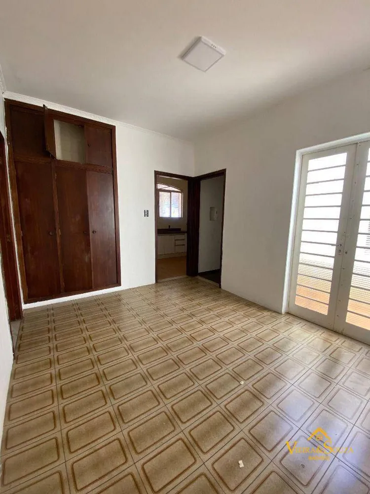Casa, 5 quartos, 216 m² - Foto 7