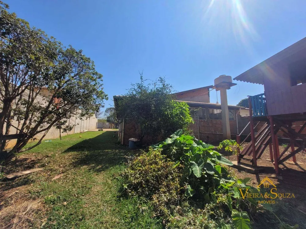 Chácara, 3 quartos, 1746 m² - Foto 9
