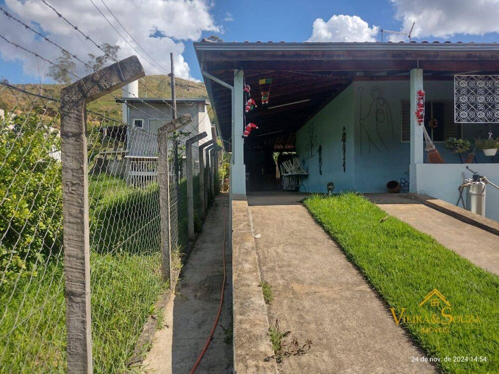 Chácara, 2 quartos, 750 m² - Foto 1