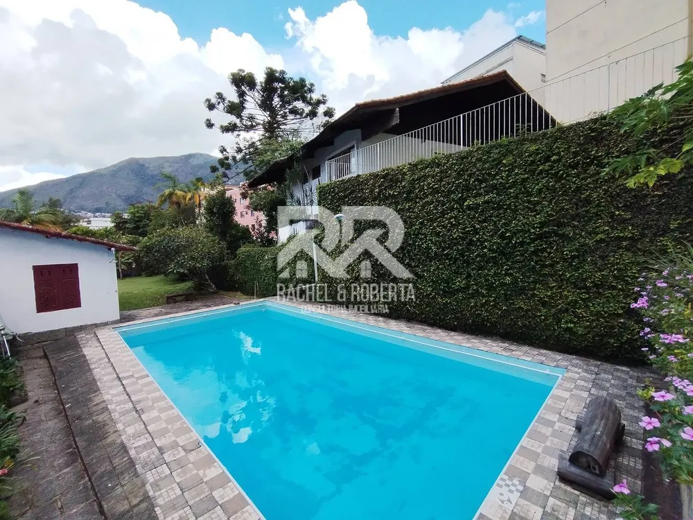 Casa, 3 quartos, 275 m² - Foto 2