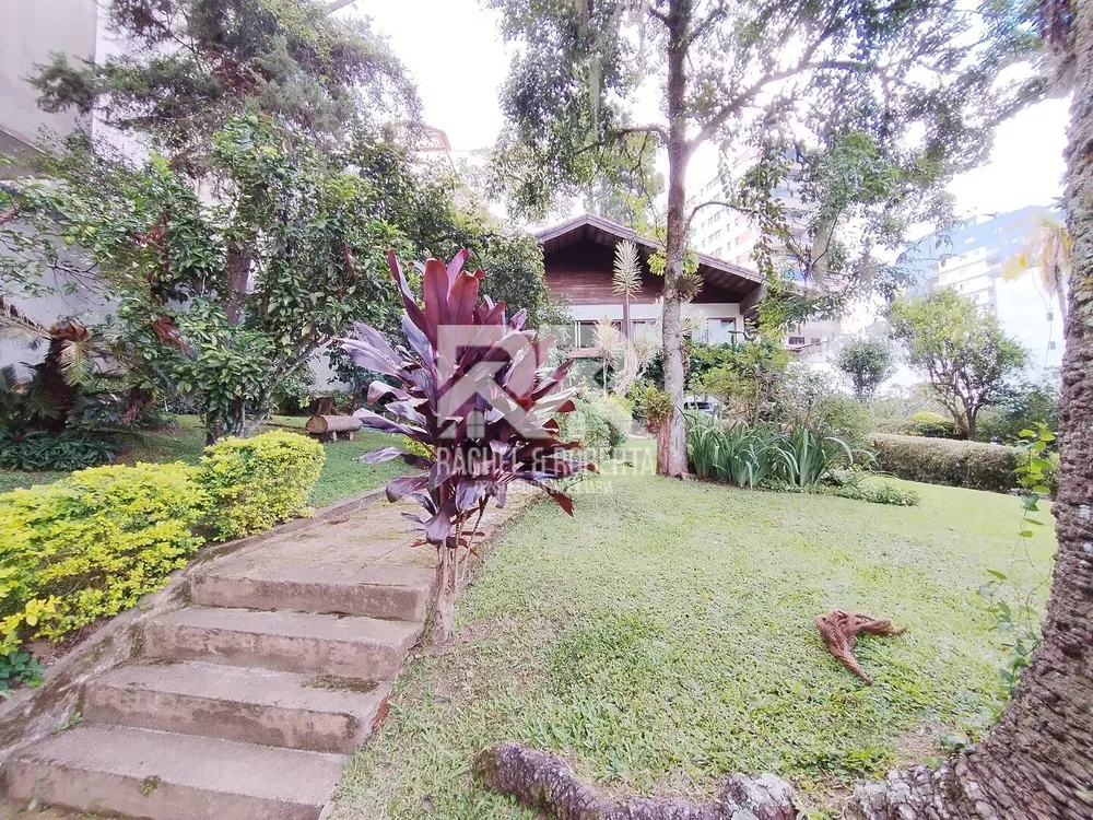 Casa, 3 quartos, 275 m² - Foto 37