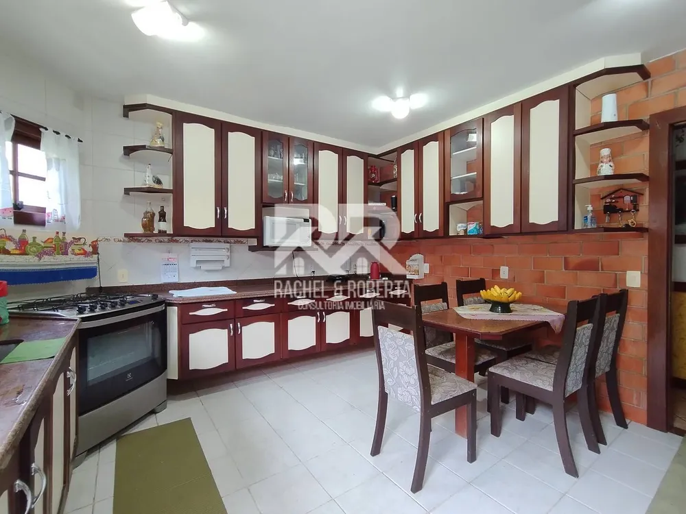Casa, 3 quartos, 216 m² - Foto 22