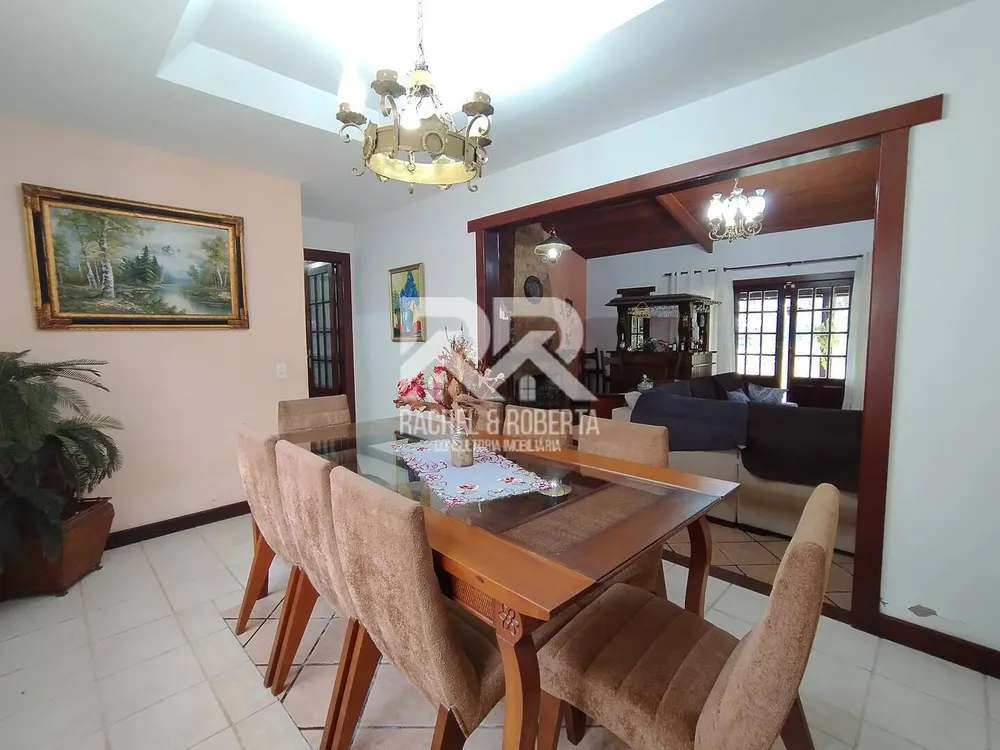 Casa, 3 quartos, 216 m² - Foto 13