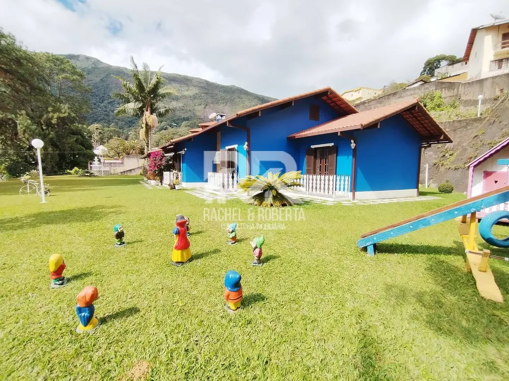 Casa, 3 quartos, 216 m² - Foto 3