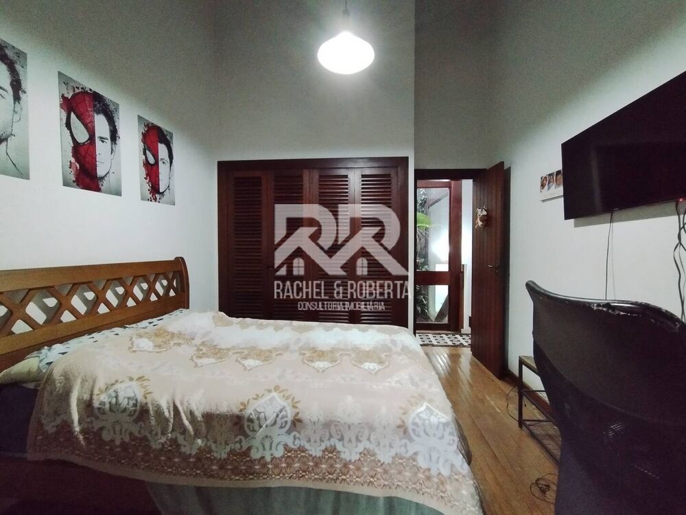 Casa à venda com 4 quartos, 249m² - Foto 3