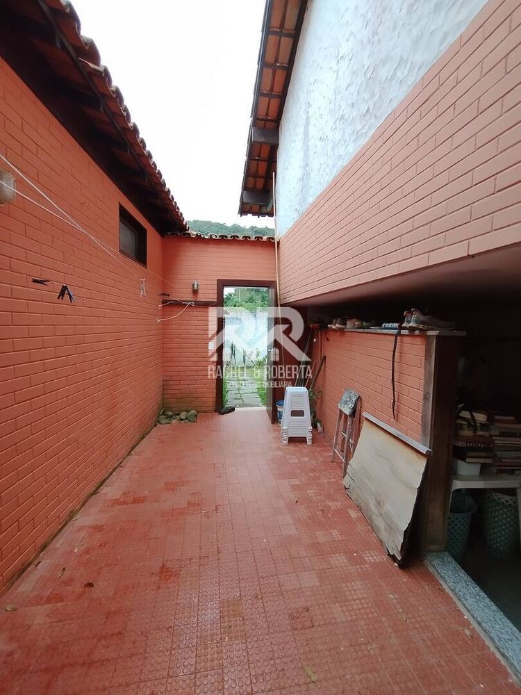 Casa à venda com 4 quartos, 249m² - Foto 5