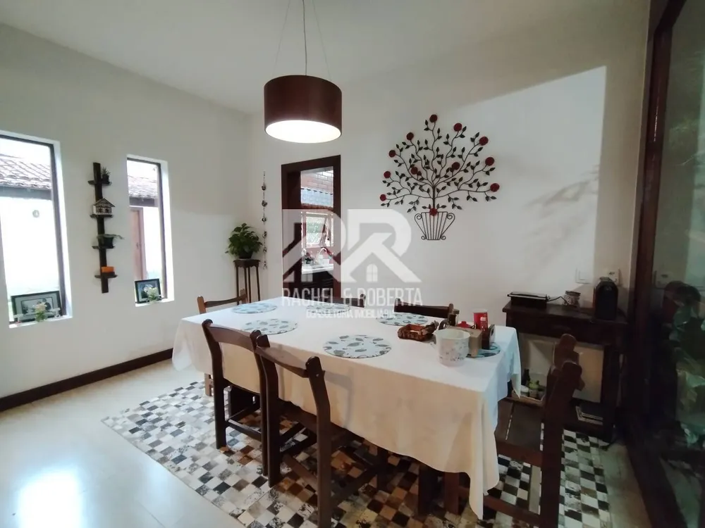 Casa, 4 quartos, 249 m² - Foto 9