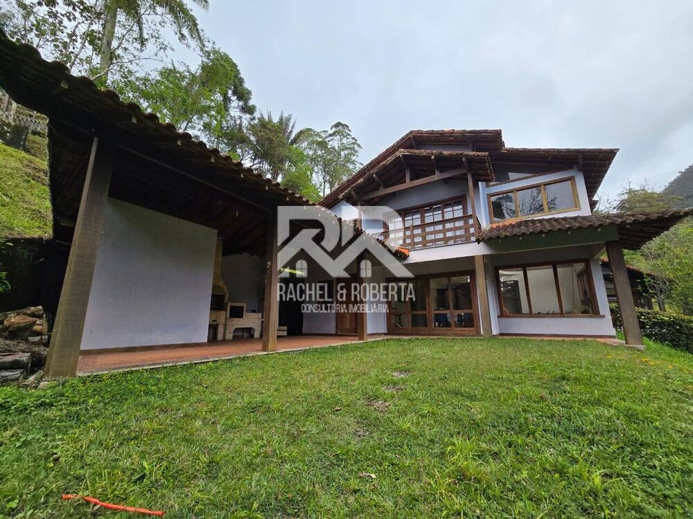 Casa de Condomínio à venda com 5 quartos, 249m² - Foto 2